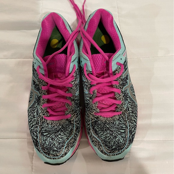 Adics Gel Kayano 22 Lite Show EUC size 9.5 - Picture 1 of 9